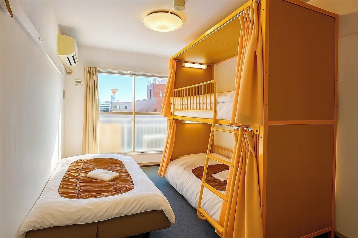 Western Style Room with Shared Bathroom (3 Persons) | Soundproofing, iron/ironing board, free WiFi