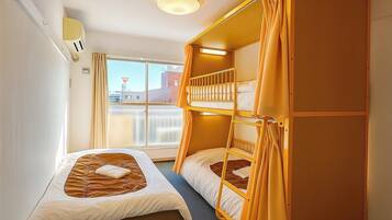 Western Style Room with Shared Bathroom (3 Persons) | Soundproofing, iron/ironing board, free WiFi