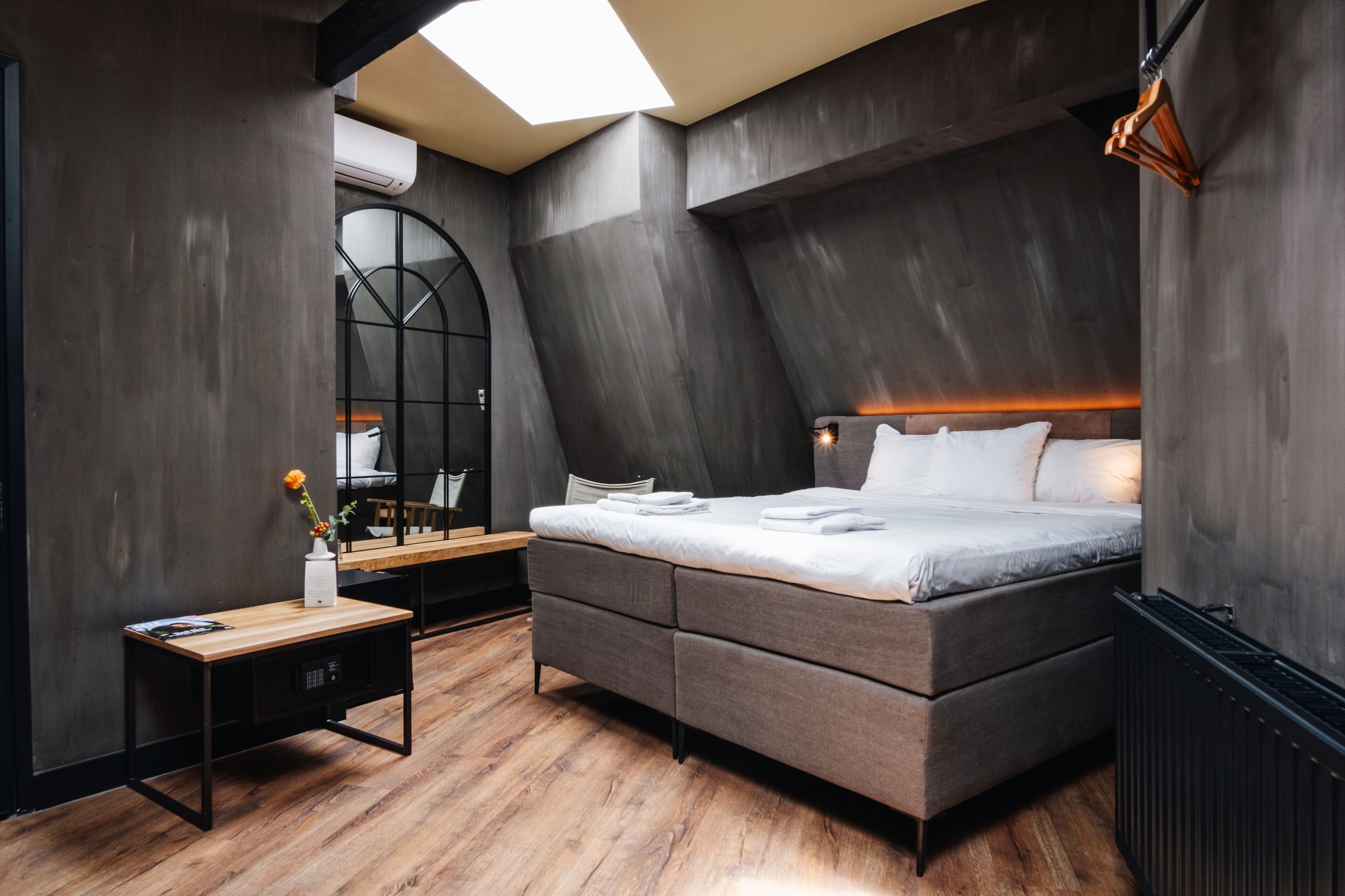 King | Luxe beddengoed, een kluis op de kamer, individueel gedecoreerd