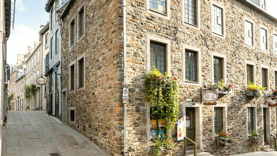 Les Lofts Notre-Dame - By Les Lofts Vieux-Quebec