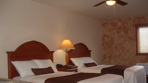 Quarto luxo, 2 camas de casal