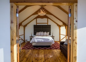 Comfort Tent, 1 Queen Bed, Patio, Mountain View | View from room
