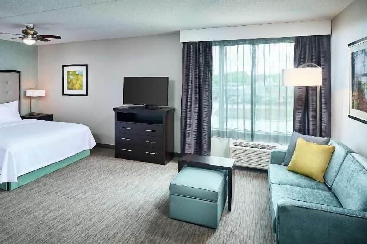 In-room safe, rollaway beds, free WiFi, bed sheets