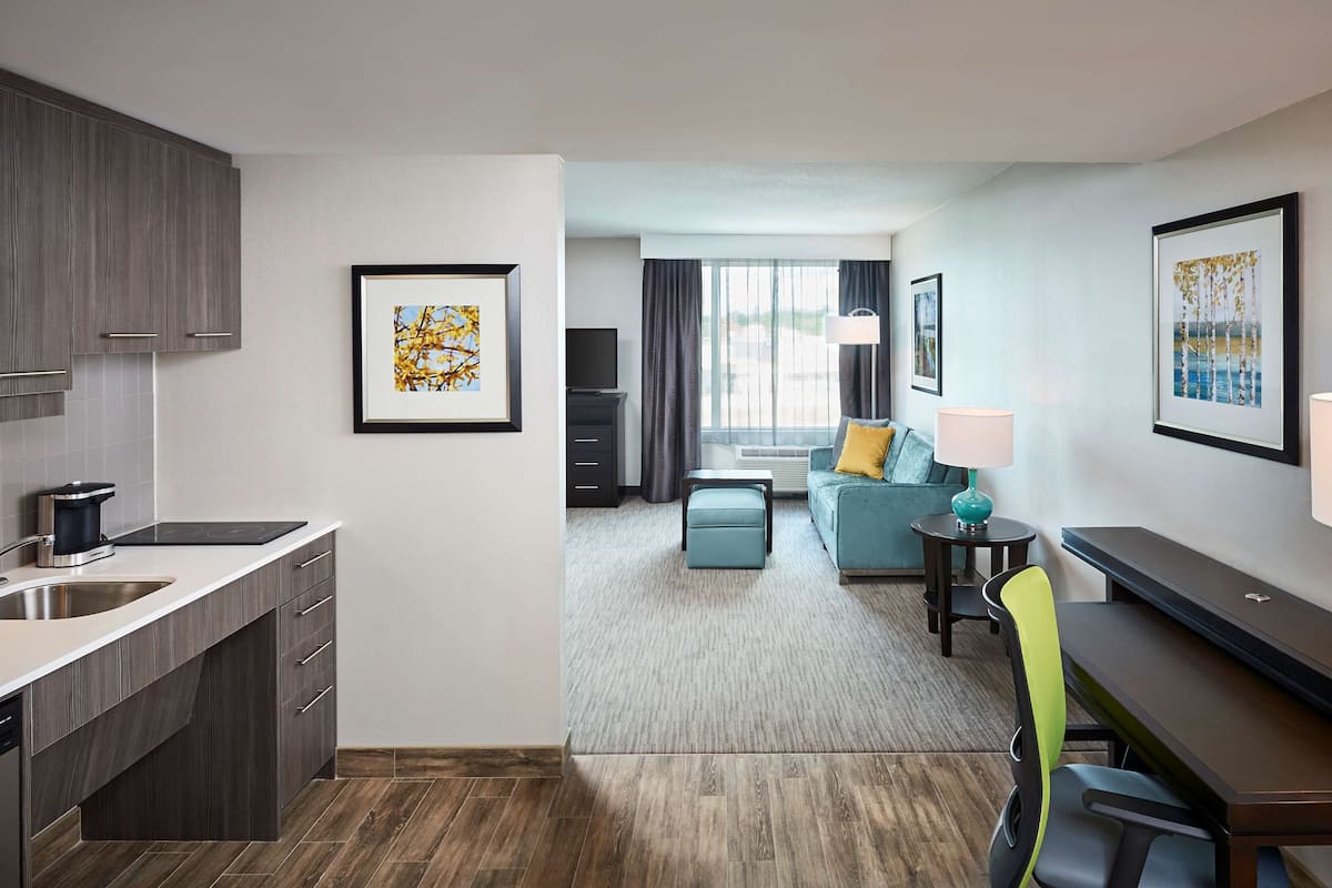 in-room safe, rollaway beds, free wifi, bed sheets