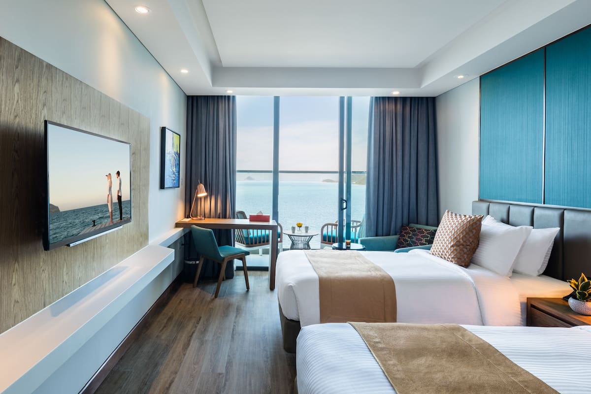 Executive Room, 2 Single Beds | 1 bedroom, premium bedding, down duvets, minibar