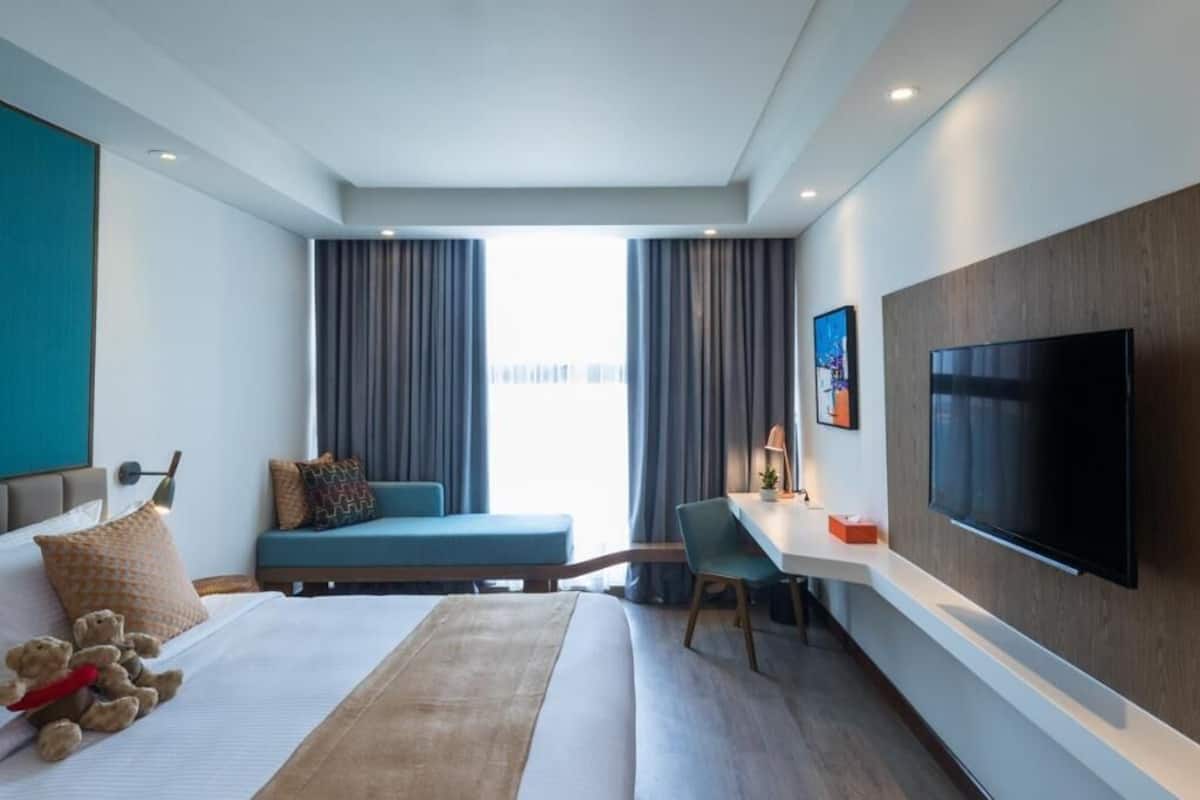 Hochwertige Bettwaren, Daunenbettdecken, Minibar, Zimmersafe