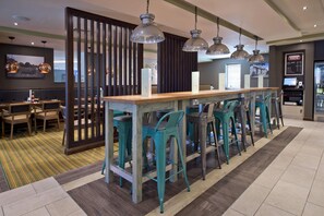 Restaurant - Premier Inn Addlestone (Addlestone)