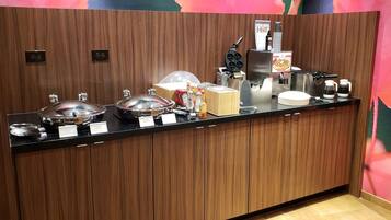 Desayuno continental incluido todos los días