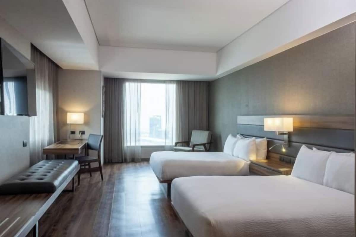 Coffres-forts dans les chambres, bureau