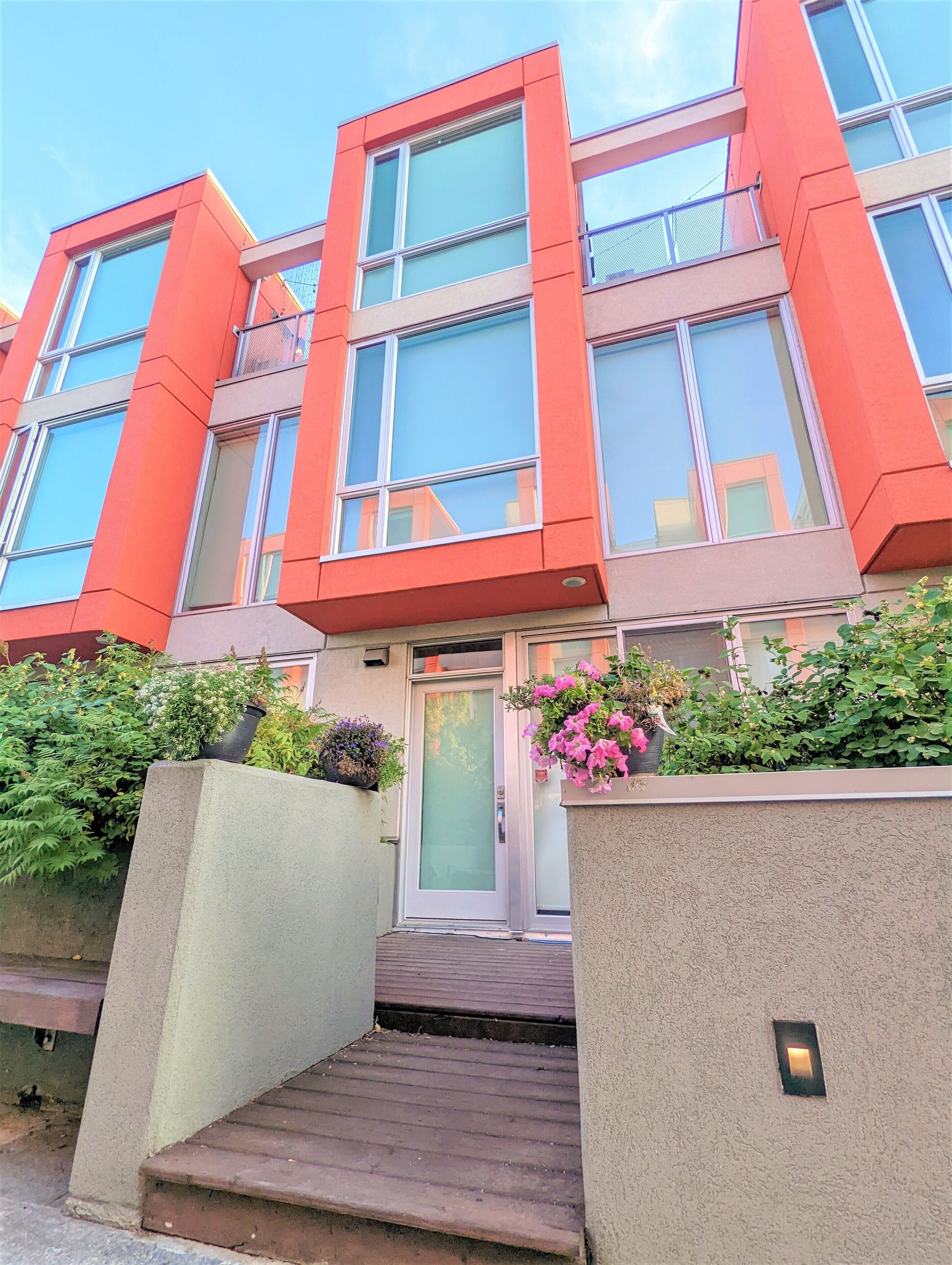 Entrada de la propiedad