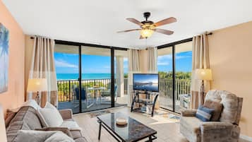 Apartment (2 Bedrooms) | Front of property