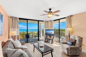 Apartment (2 Bedrooms) | Front of property