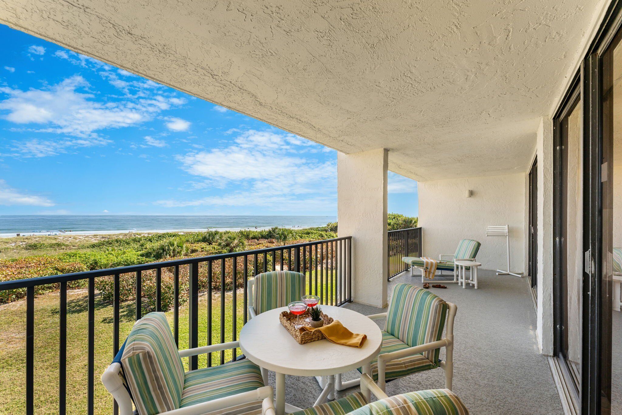 Beach/ocean view