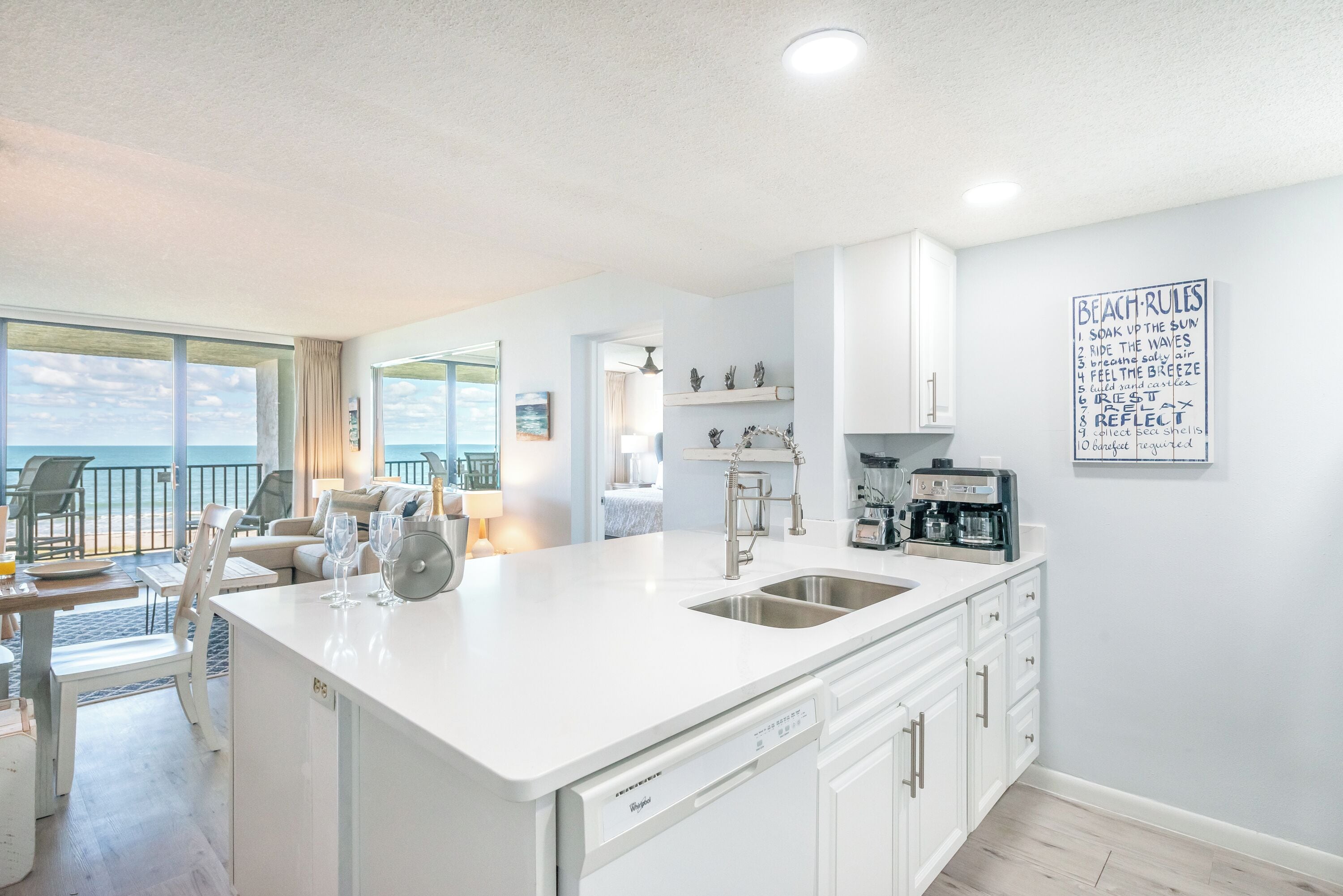 Căn hộ (2 Bedrooms) | Bếp riêng | Tủ lạnh, lò vi sóng, lò nướng, dụng cụ pha cà phê/trà 