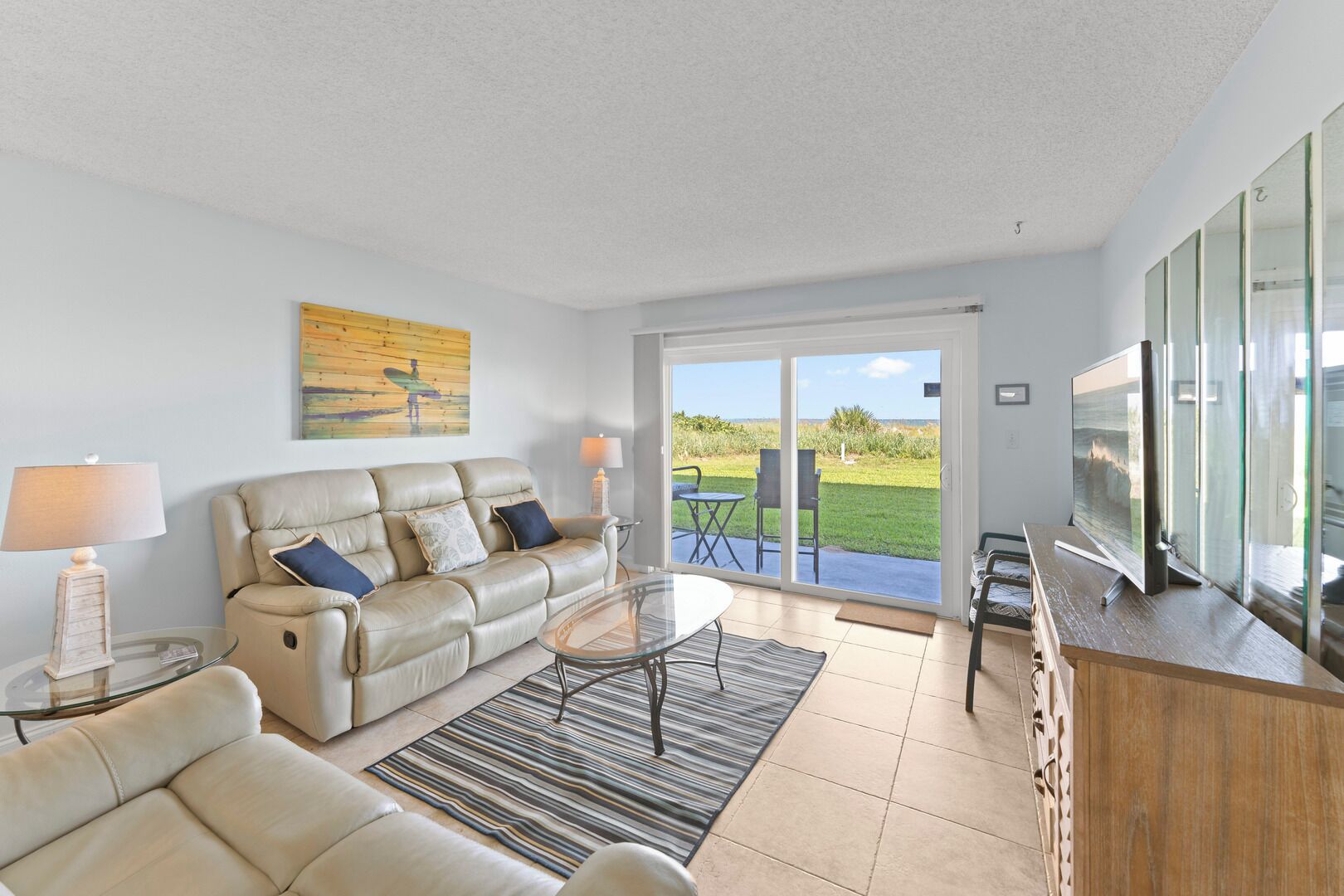 Apartment (2 Bedrooms) | Front of property