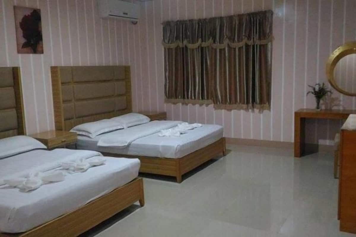 Desk, free WiFi, bed sheets