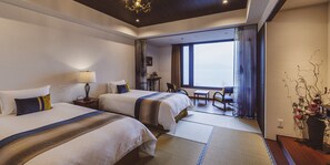 [Hikarigami] Japanese Bedroom (10 tatami) Non Smoking - Kamisuwa Onsen Hotel Shinyu (Suwa)