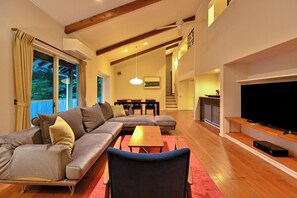 In-room safe, individually decorated, individually furnished, desk