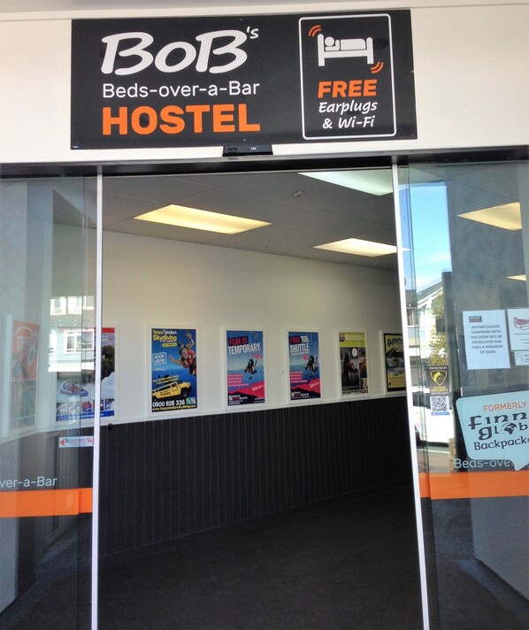 Property entrance - BoBs Hostel (Taupo)