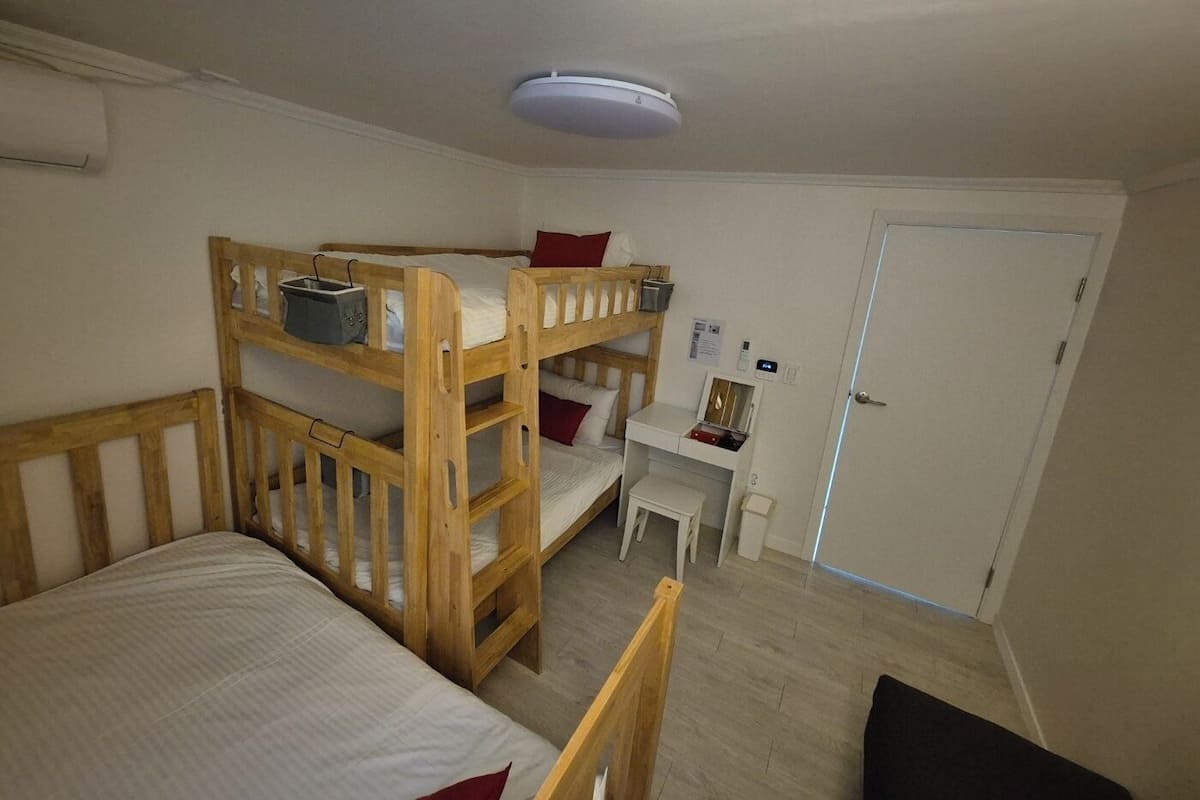 1 camera, biancheria da letto di alta qualità, copriletto in piuma