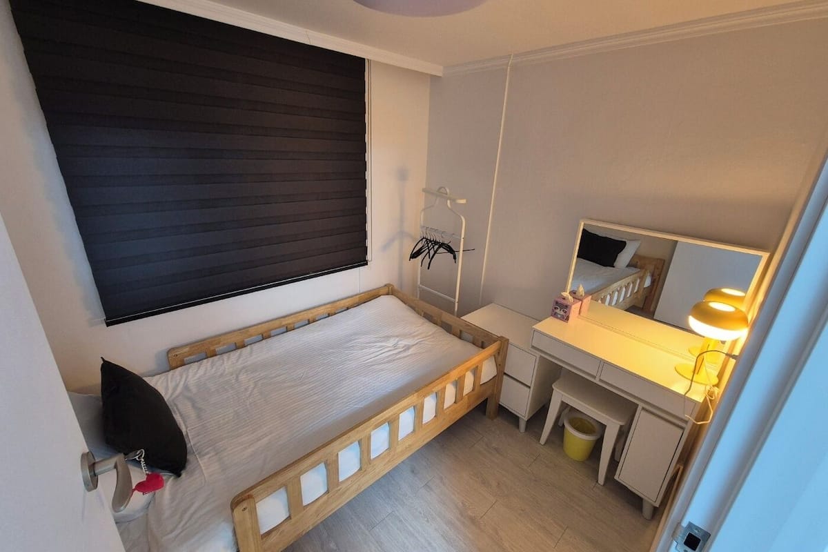 1 camera, biancheria da letto di alta qualità, copriletto in piuma