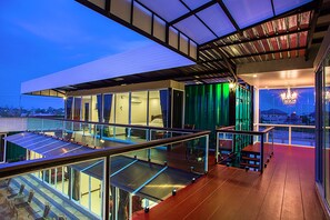 Balcony - Royal Graces Pool Villas (Cha-am)