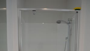 Family Apartment, 2 Bedrooms, Kitchen | Bathroom | Shower, free toiletries, hair dryer, towels - Peaceful Two Bedroom Apartment (Auckland)