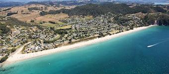 Tatahi Lodge Beach Resort