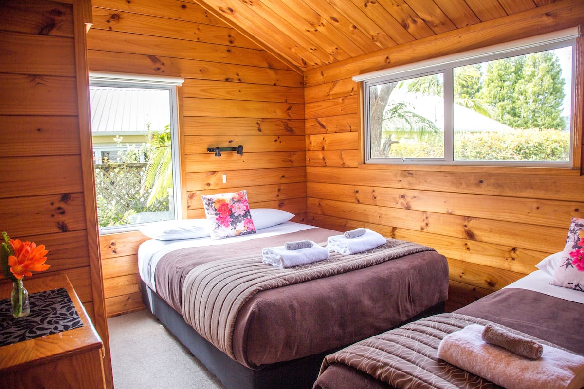 Cottage, 2 slaapkamers | Een strijkplank/strijkijzer, gratis wifi, beddengoed