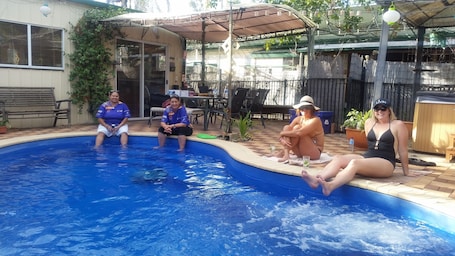 Outdoor pool. Tara Spa Apartments