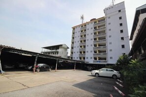 免費自助停車