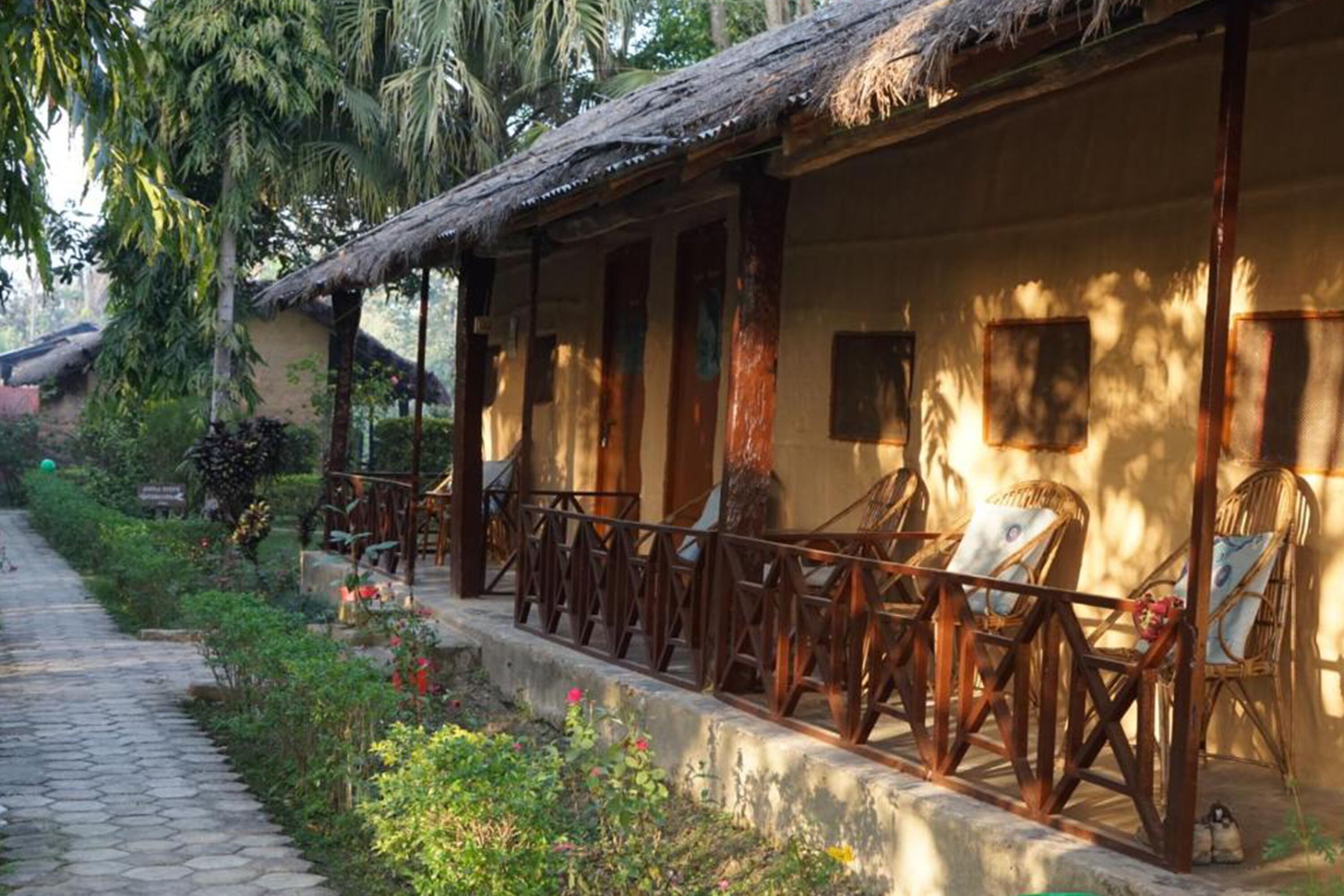 Basic Double Room | In-room safe, desk, rollaway beds (surcharge), WiFi (free)