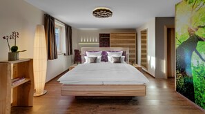 Suite, Terrace (Kastanie) | In-room safe, free WiFi, bed sheets - Hotel der Bäume (Drachselsried)