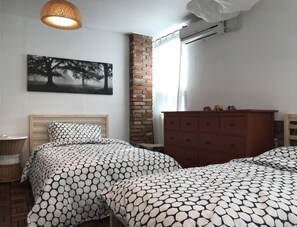 Second Holmes (3 bedrooms) | 3 bedrooms, premium bedding, free WiFi