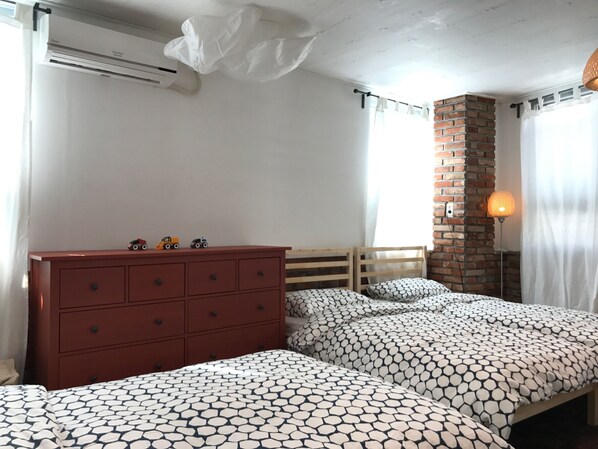 Second Holmes (3 bedrooms)