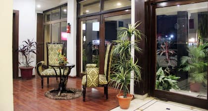 Hotel Kamla Palace