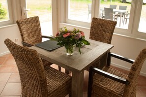 Apartment, Terrace | In-room dining - urlaubsart - Guldehof (Stoltebuell)