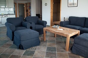 公寓, 双浴室 | 起居区 | 平板电视