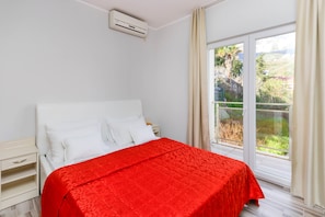Deluxe Apartment, 2 Bedrooms, Balcony - Apartments Sofija (Becici)
