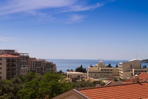 Luksushuoneisto, 2 makuuhuonetta, parveke, merinäköala | Näkymä huoneesta