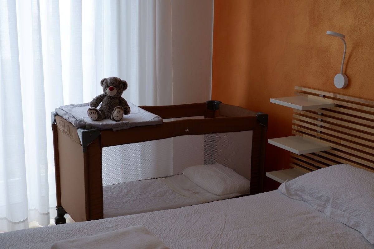 In-room safe, desk, free WiFi, bed sheets