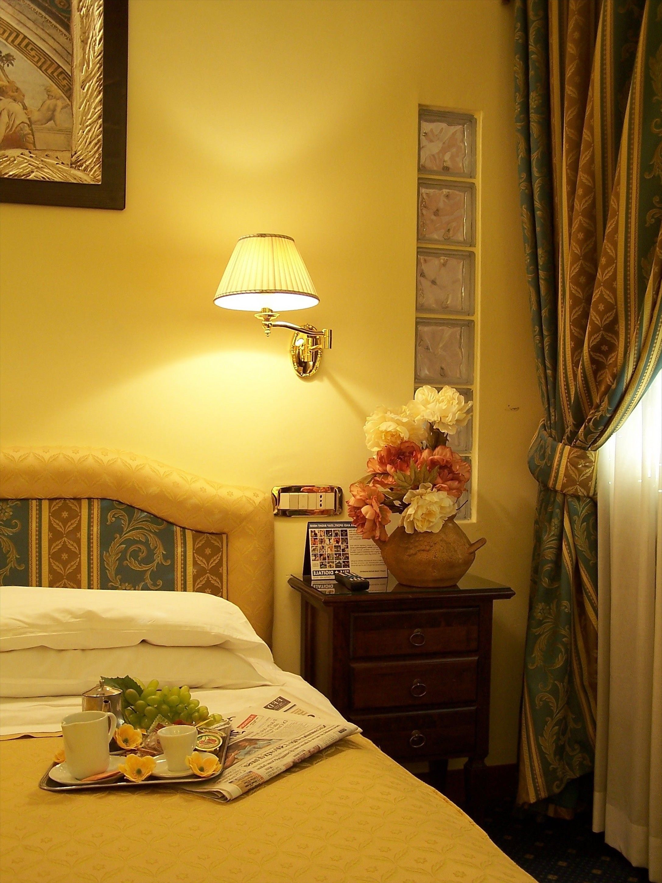 comfort double room, 1 double bed, city view | desk, cots/infant beds, free wifi, bed sheets