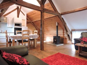 Småhus, eget bad | Sengetøy av topp kvalitet, lydisolert og wi-fi (inkludert)