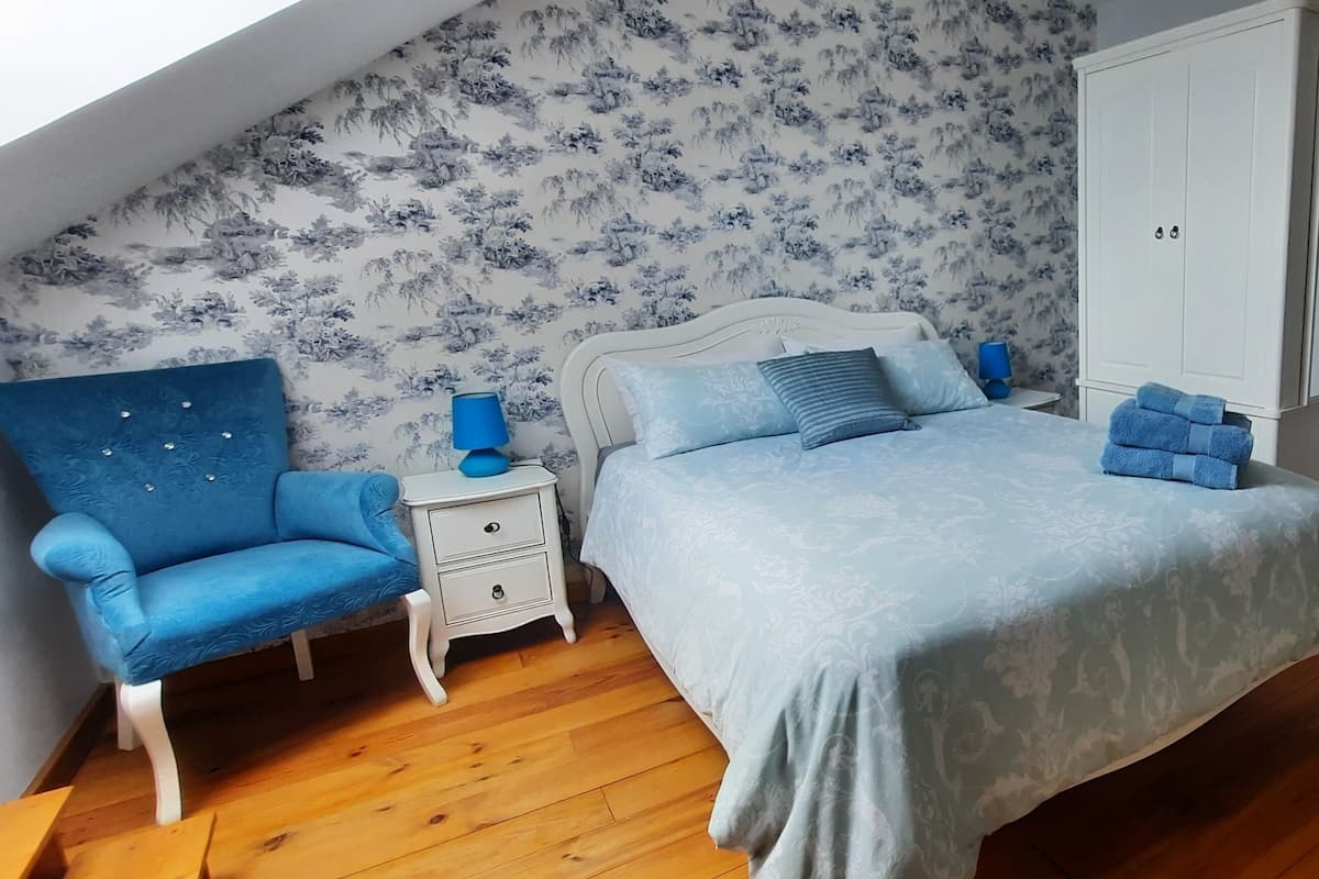 Double Room, Ensuite (Chambre DORDOGNE) | 1 bedroom, premium bedding, soundproofing, free WiFi