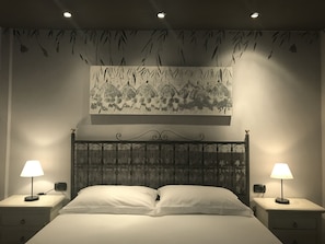 Giglio | 1 habitación, ropa de cama de alta calidad y cortinas blackout