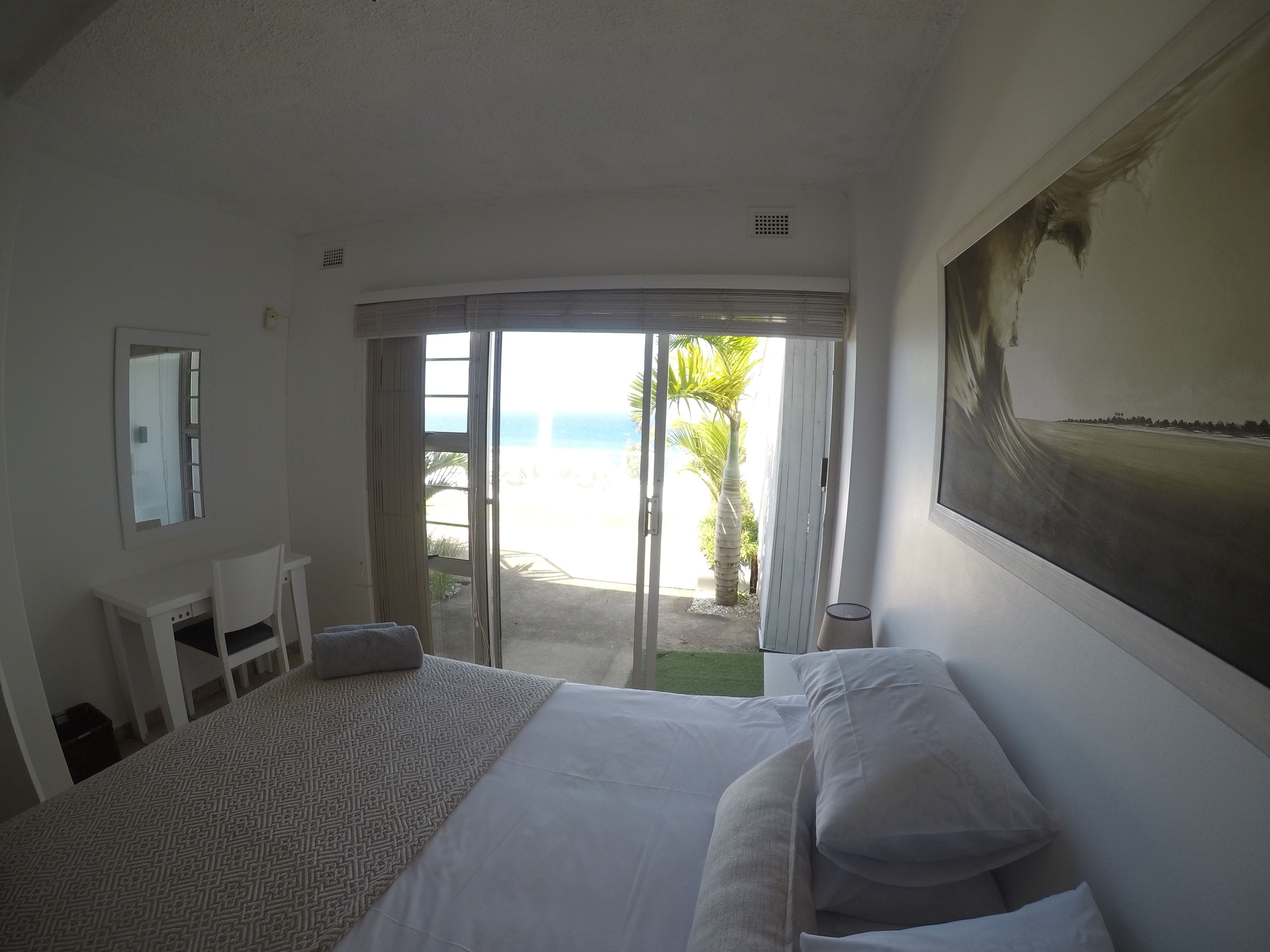 5 bedrooms, iron/ironing board, bed sheets
