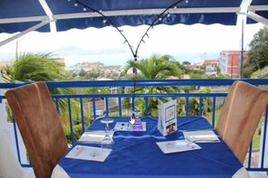 Tägliches nach Wunsch zubereitetes Frühstück (10 EUR pro Person)