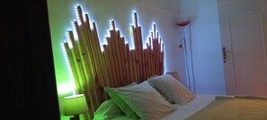 Chambre Classique (Balou) | Ylelliset vuodevaatteet, minibaari, yksilöllisesti sisustettu