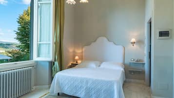 Superior Double Room | Premium bedding, minibar, in-room safe, free WiFi