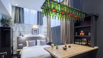 Deluxe Cellar Triple Room